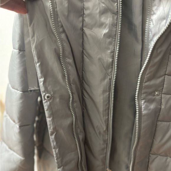 Tahari Casey Fitted Puffer Coat for Women-Quilted Winter Coat with Bib Size XL - Picture 4 of 8